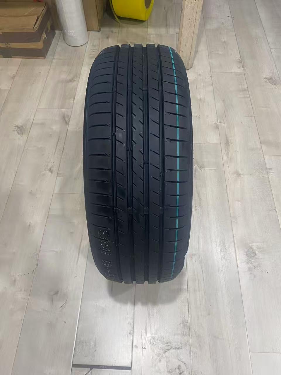 195/65R15 91H All Season Touring Tires Set of 2 Q12995