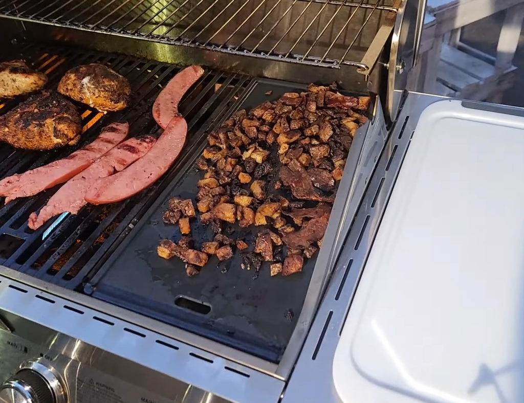 4-Burner Propane Gas Grill Stainless Steel with Side Burners U655