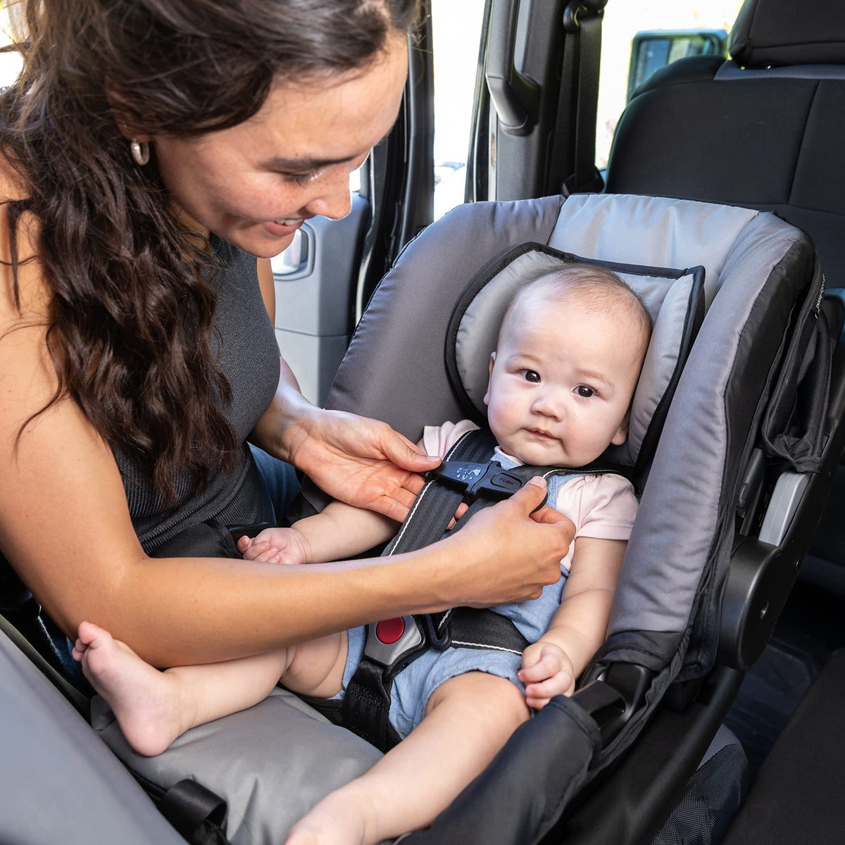 Infant Car Seat, Dash Black Q9141
